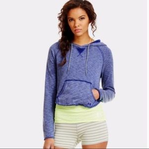 Under Armour Crop Sweatshirt in Purple